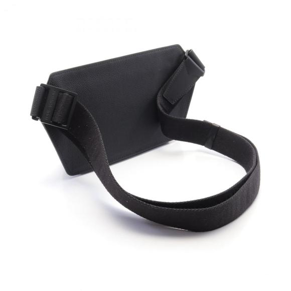 Louis Vuitton Bum Bag NV Waist Body Grain Leather Aerogram Men's Black M57081 - Picture 3 of 8